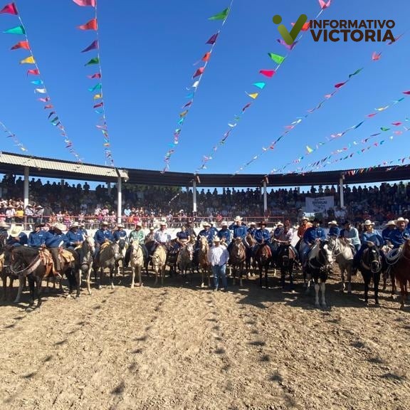 Celebra Abasolo fundación contando con César Verastegui como invitado de honor