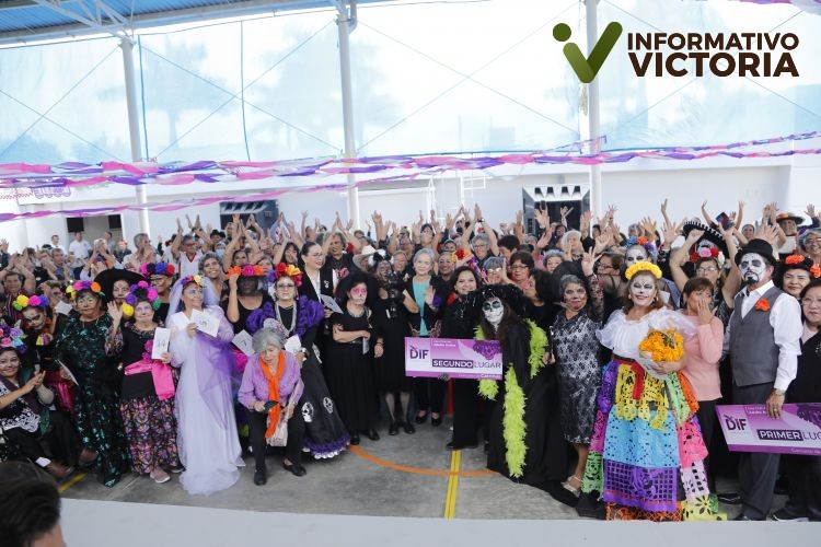 Convive María de Villarreal con Adultos Activos por Día de Muertos.