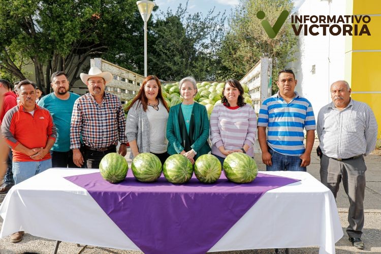 Recibe DIF Tamaulipas donativo de tres toneladas de sandía.