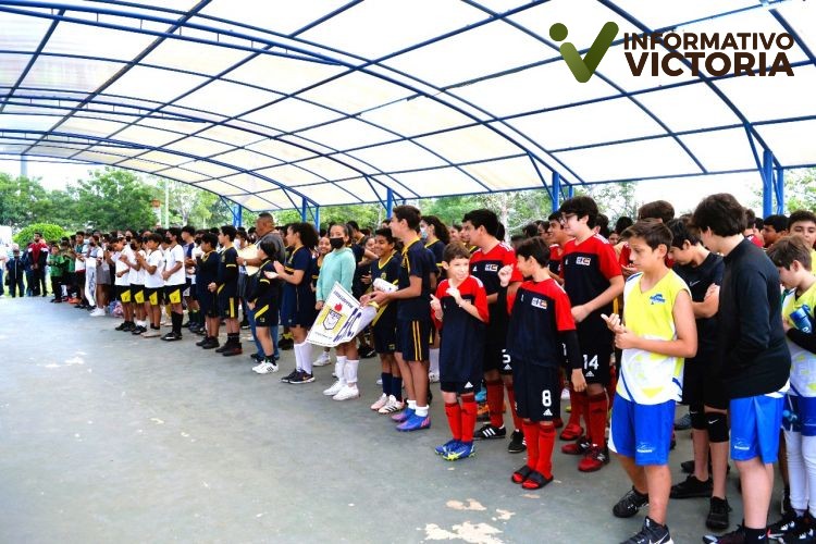 Avanzan a Inter zonas.