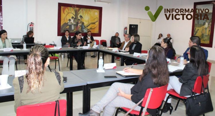 Buscan abatir rezago educativo de jóvenes y adultos en Tamaulipas.