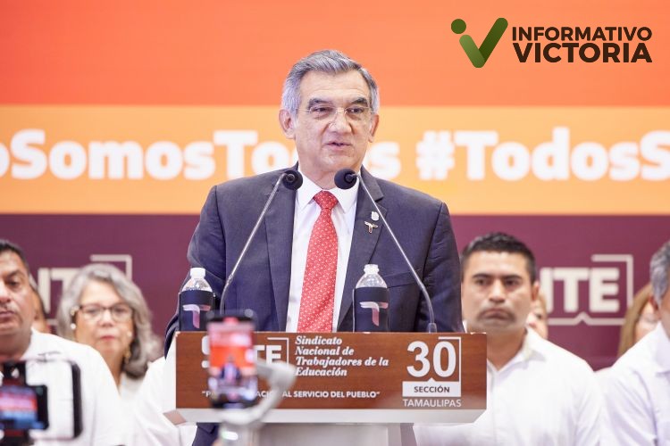 Aguinaldo de maestros está garantizado, dice gobernador al felicitar a Arnulfo. 