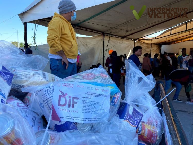 Lleva DIF Tamaulipas 3 mil dotaciones alimentarias a migrantes de Reynosa.