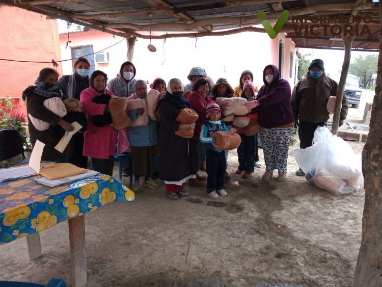 Entrega DIF Tamaulipas 2 mil 500 cobertores a 9 municipios de la entidad. 