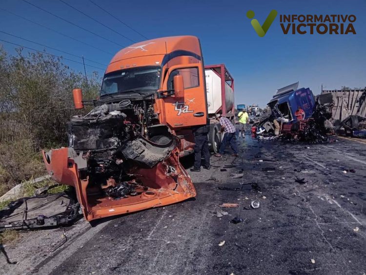 Alerta: Circulación cerrada por ambos sentidos a la altura del ejido Francisco Villa, en el municipio de San Fernando.