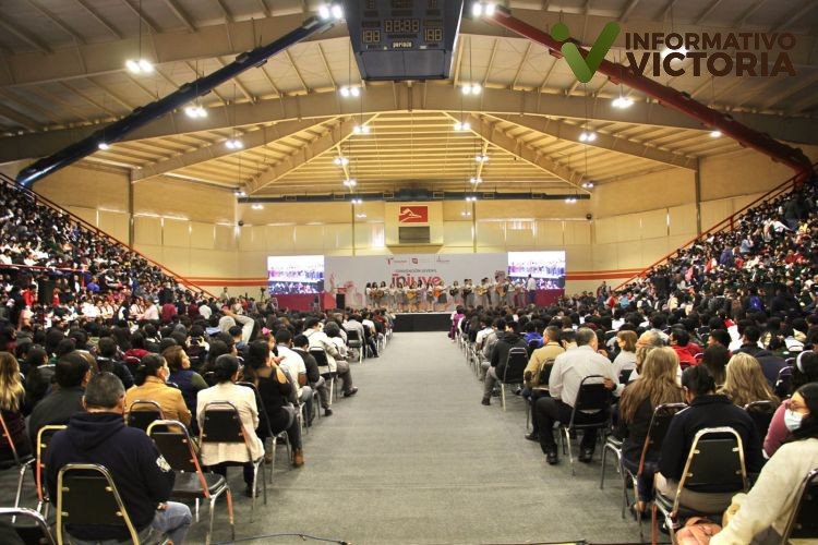 Más de 3 mil jóvenes participan en convención ‘Unidos Nuestra Voz Suena Más Fuerte’