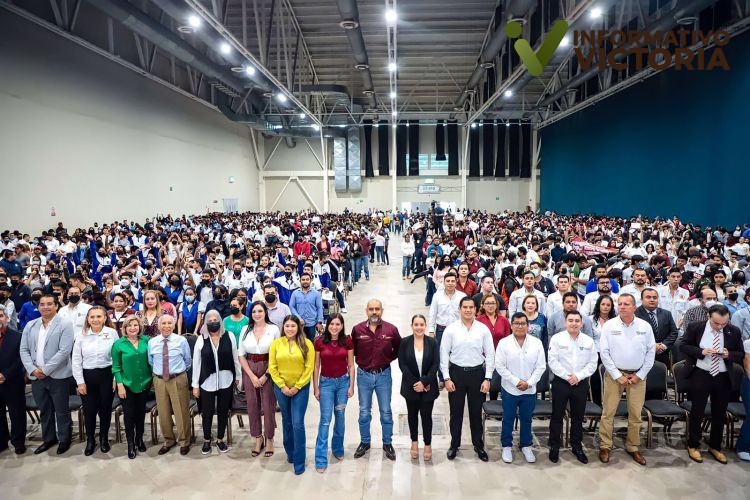 Más de 14 mil jóvenes participan en ciclo de conferencias del INJUVE.