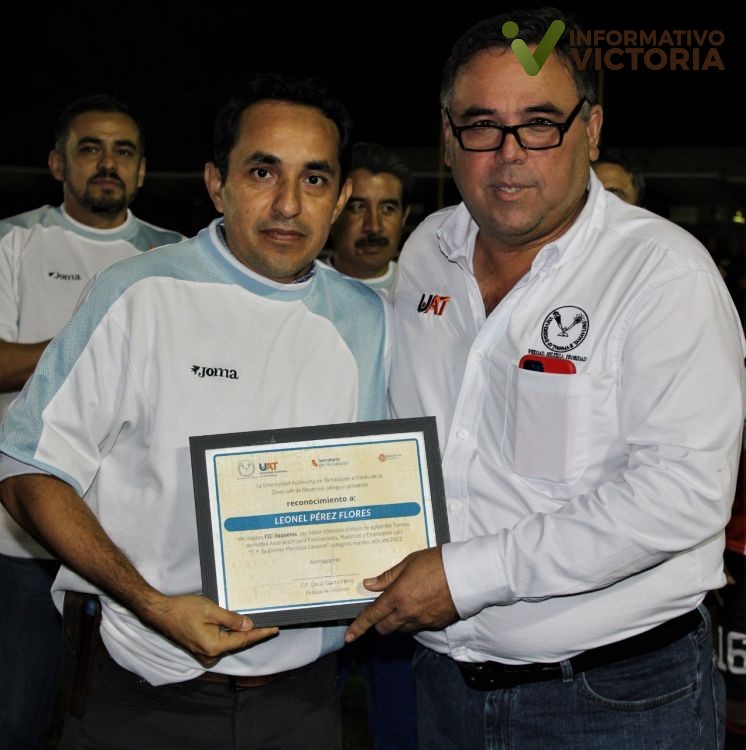 Amigos de Rico y Neto, campeón invicto en futbol UAT.