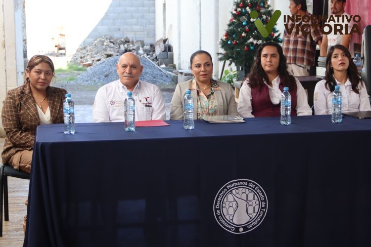Brindan atención jurídica y psicológica a mujeres privadas de su libertad.