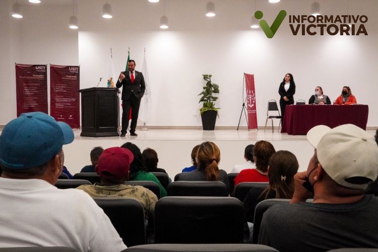 Gobierno estatal dará becas a hijas e hijos de trabajadores de la USJT.