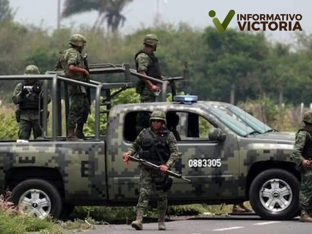 Choque entre tráiler y personal de la SEDENA deja 7 muertes y 1 detenido.