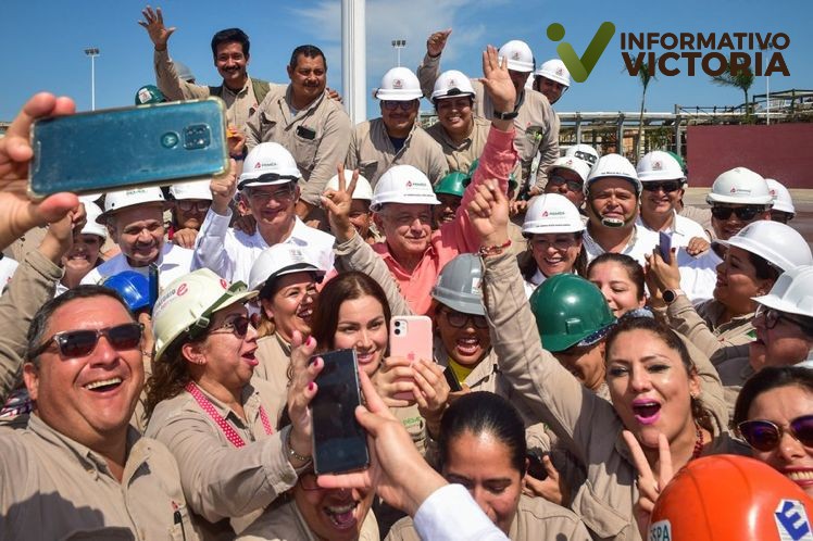 Entrega Gobernador documento de su Primer Informe al Presidente en Madero.