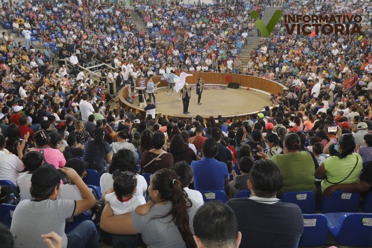 DIF Tamaulipas apapacha a miles de victorenses.