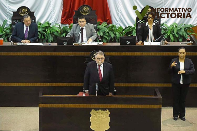 A pesar del saqueo, la administración funciona con apego a derecho: Lavín