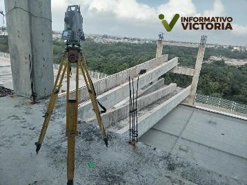 Gestiona gobernador 30 mil mdp para inversión en obra pública.