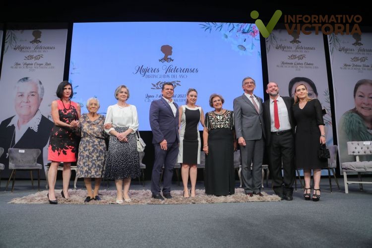 Atestigua María de Villarreal entrega del premio “Mujer Victorense Distinguida del Año”