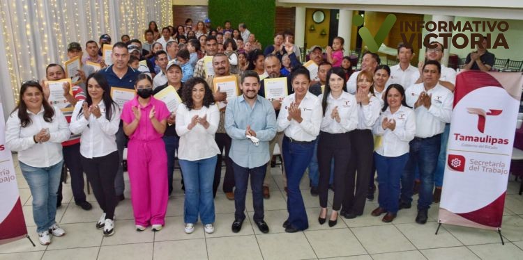Secretaría del Trabajo impulsa la movilidad laboral de diecisiete trabajadores tampiqueños más que se van a Canadá