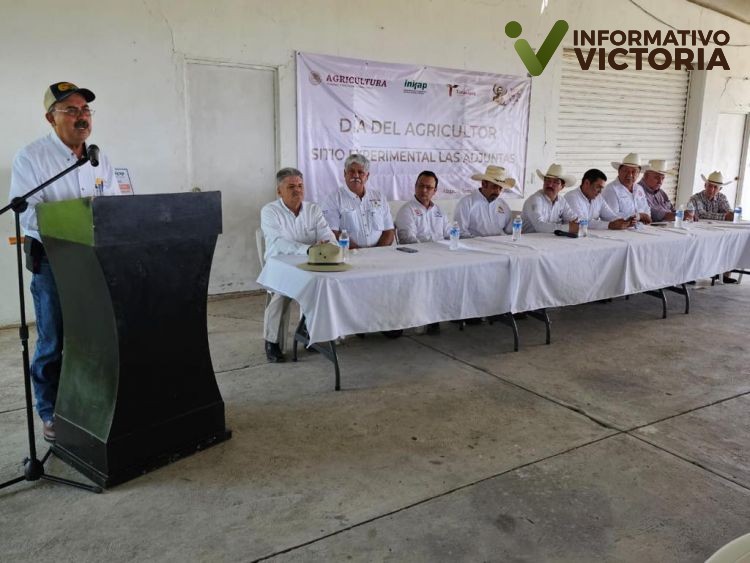 Celebran el Día del Agricultor en el campo experimental de Abasolo