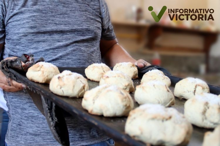 Producen panaderos del CEDES Victoria hasta 700 piezas diarias