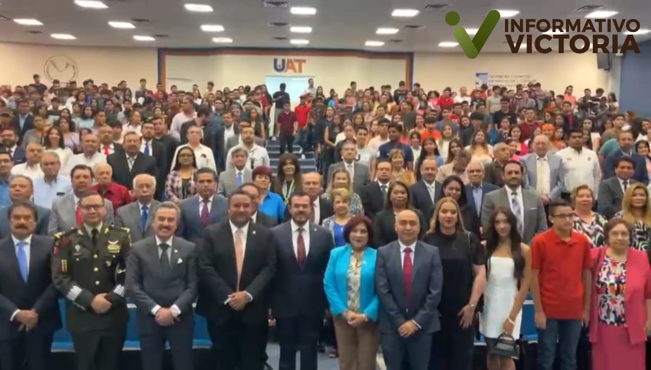 Asume René Salinas nuevo período directivo en la Facultad de Comercio de Nuevo Laredo