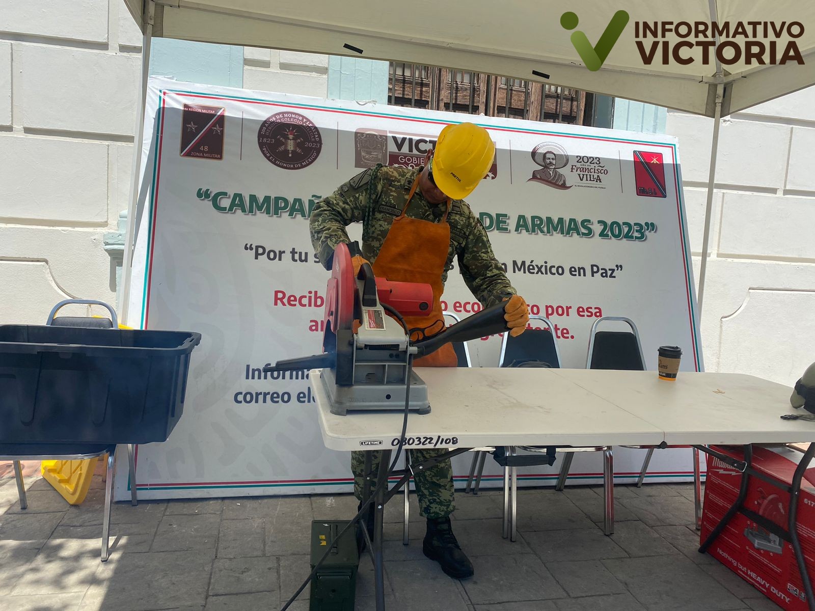 Personal de la SEDENA continúa con la campaña de canje de armas en la capital del estado.