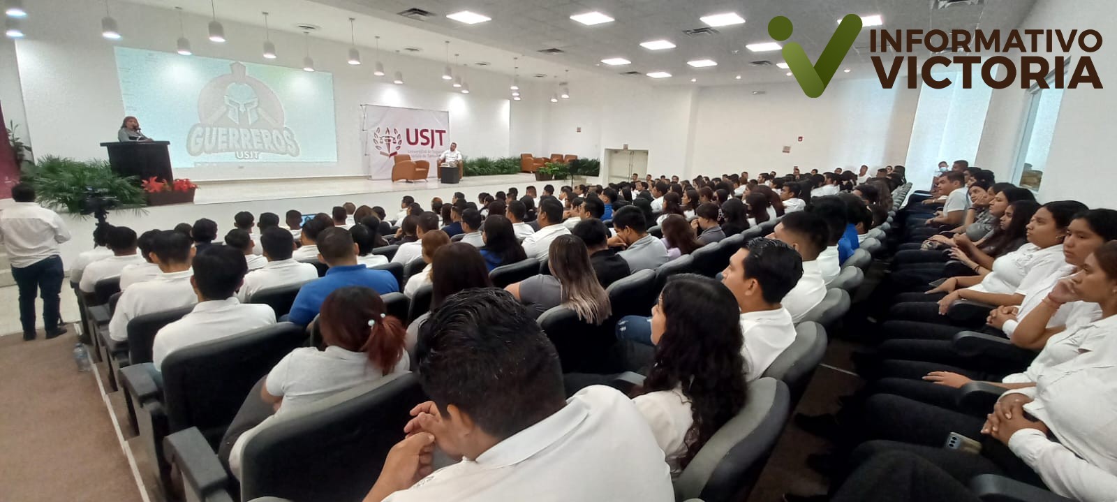 «La responsabilidad de los medios de comunicación en la sociedad”, conferencia impartida por la periodista Martha Olivia López Medellín en la USJT