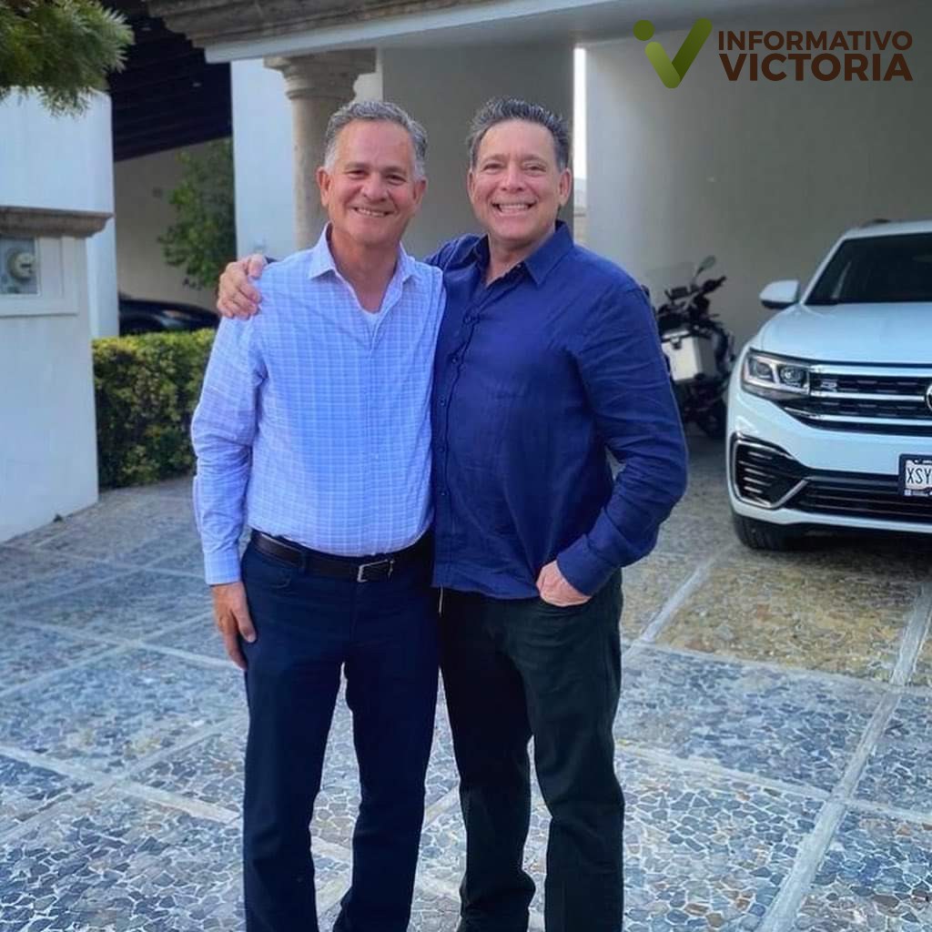 Posa EHF con Diez Gutierrez; está en Ciudad Victoria