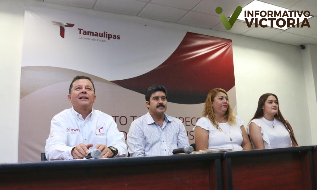 Entrega ITAVU escrituras a familia que esperó 22 años