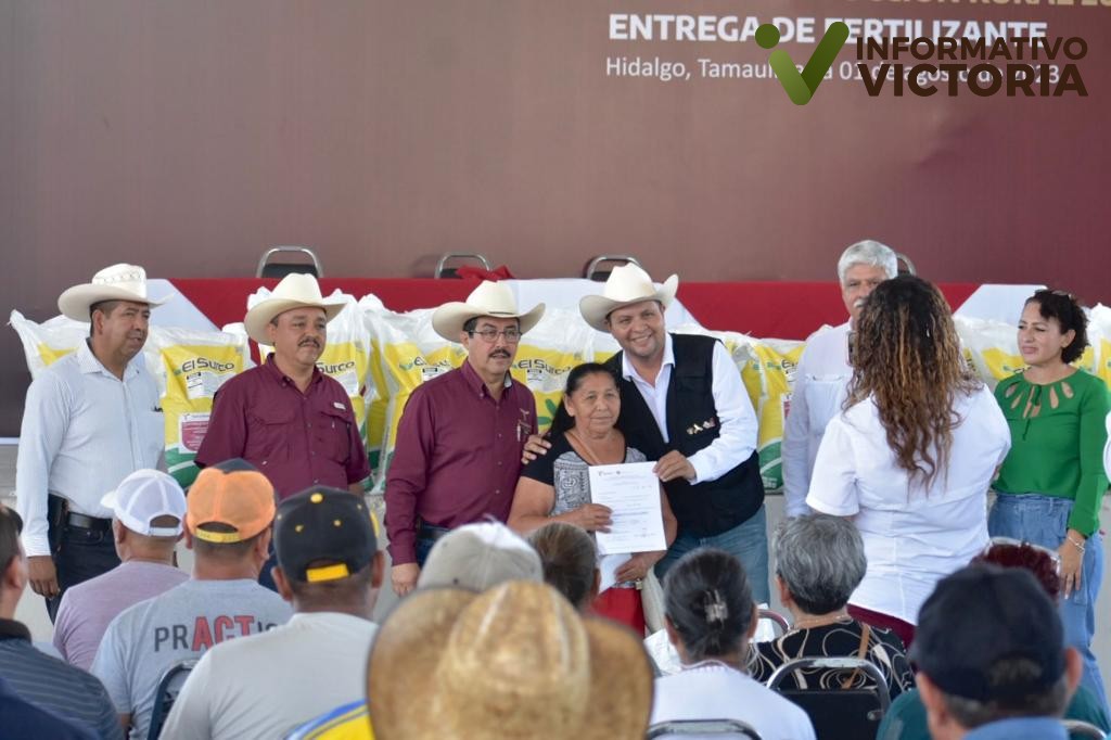 Apoyo de fertilizante continúa llegando a productores citrícolas