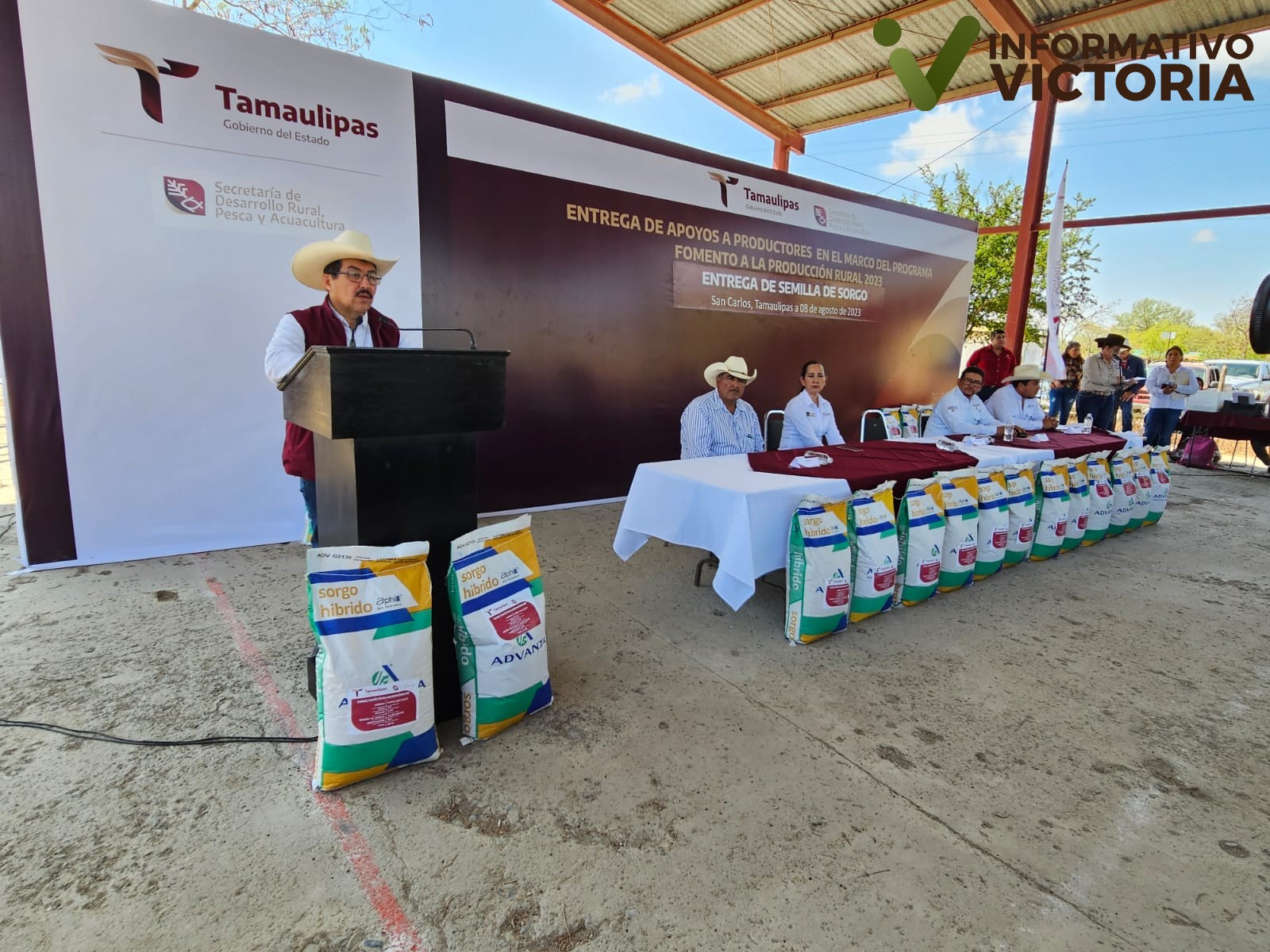 Entrega Gobierno del Estado semilla de sorgo a productores agrícolas