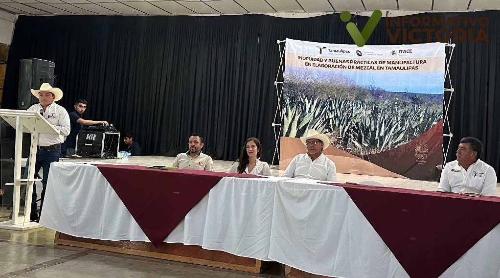 Imparte Desarrollo Rural taller para la elaboración del mezcal