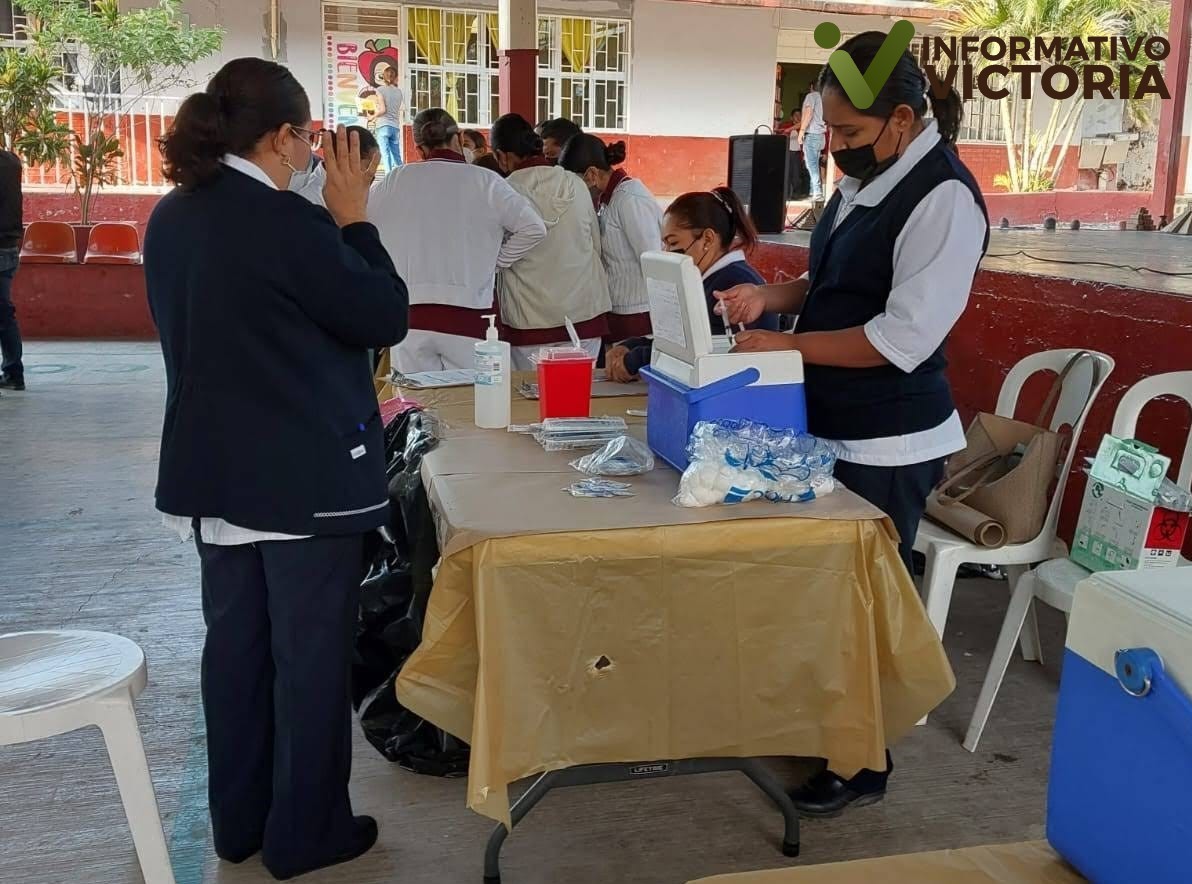 Exhorta Secretaría de Salud a protegerse; vacunación anti-covid sigue activa