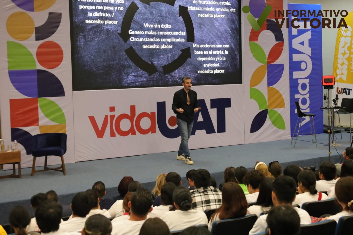 Vida UAT ofrece a estudiantes pláticas que refuerzan su formación integral