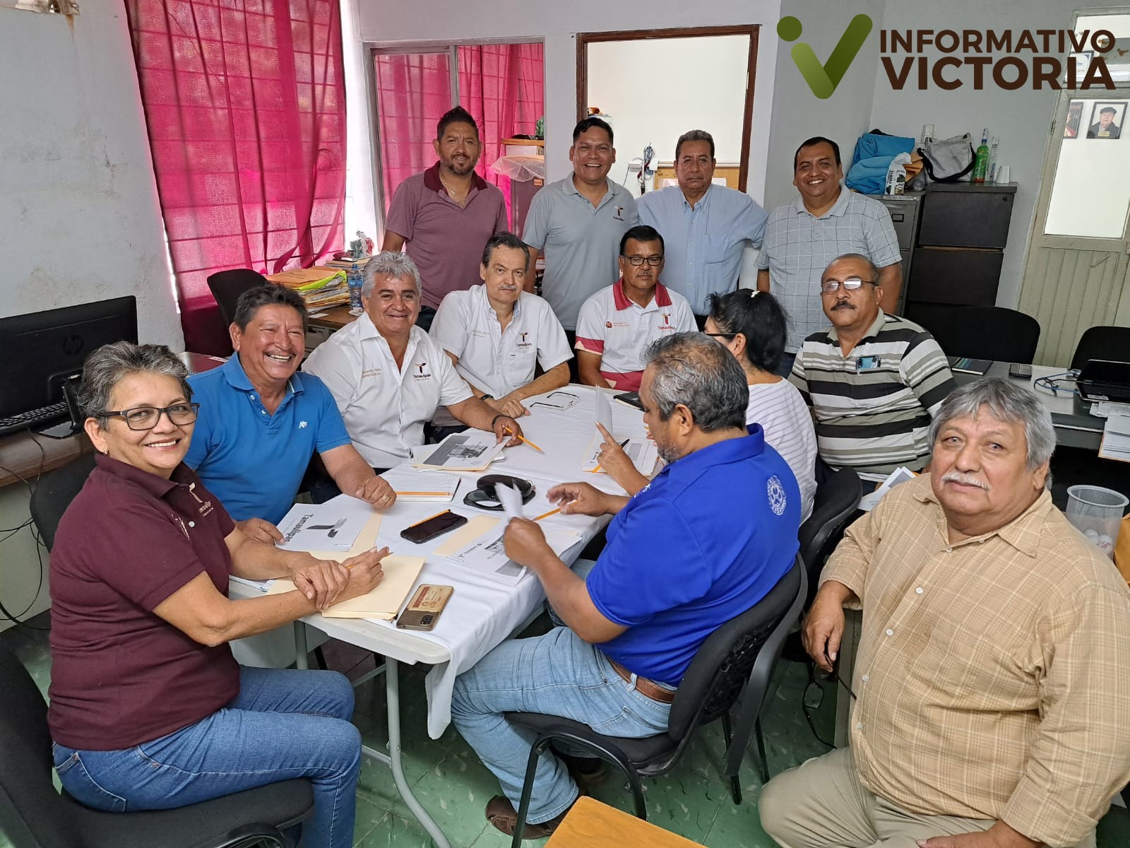 Celebran Reunión en Educación Física
