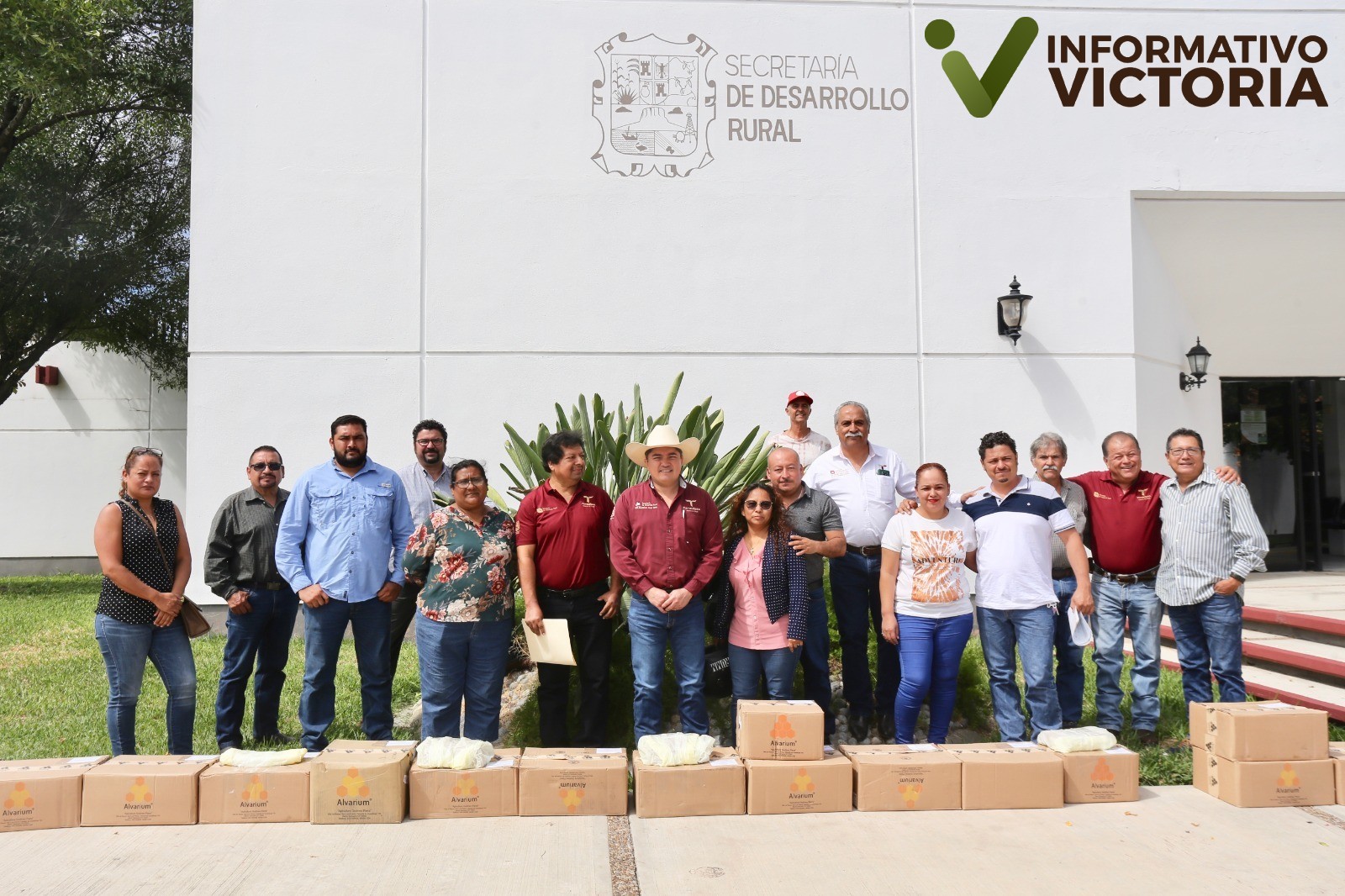 Entrega Gobierno del Estado alimento proteico a productores apícolas