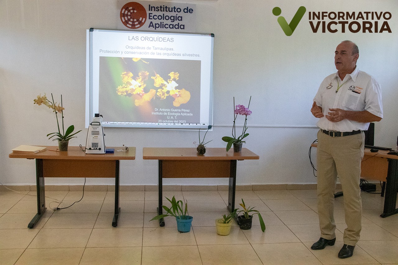 Promueve UAT el cultivo y conservación de orquídeas