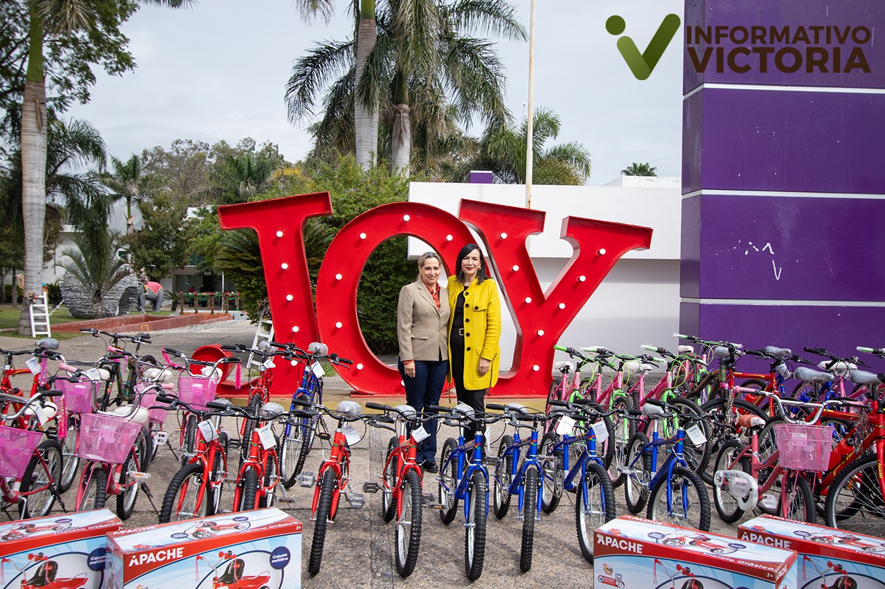 Entrega UAT donativo de bicicletas y herramientas de trabajo al DIF Tamaulipas