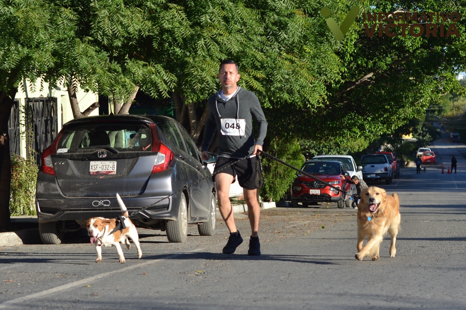 Realiza SEBIEN, carrera navideña a favor del cuidado y adopción responsable de mascotas