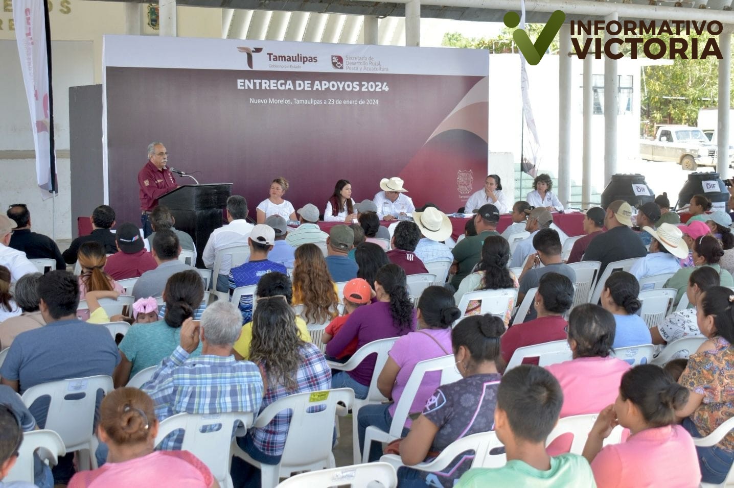 Entrega Gobierno del Estado paquetes de aves de postura y huertos de traspatio
