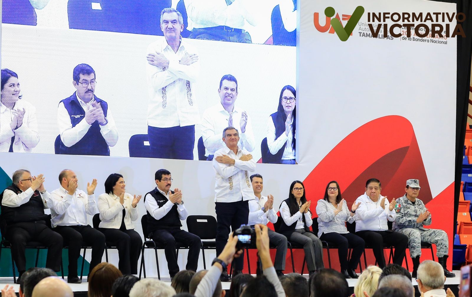 Reitera Américo todo el apoyo de su gobierno a la UAT
