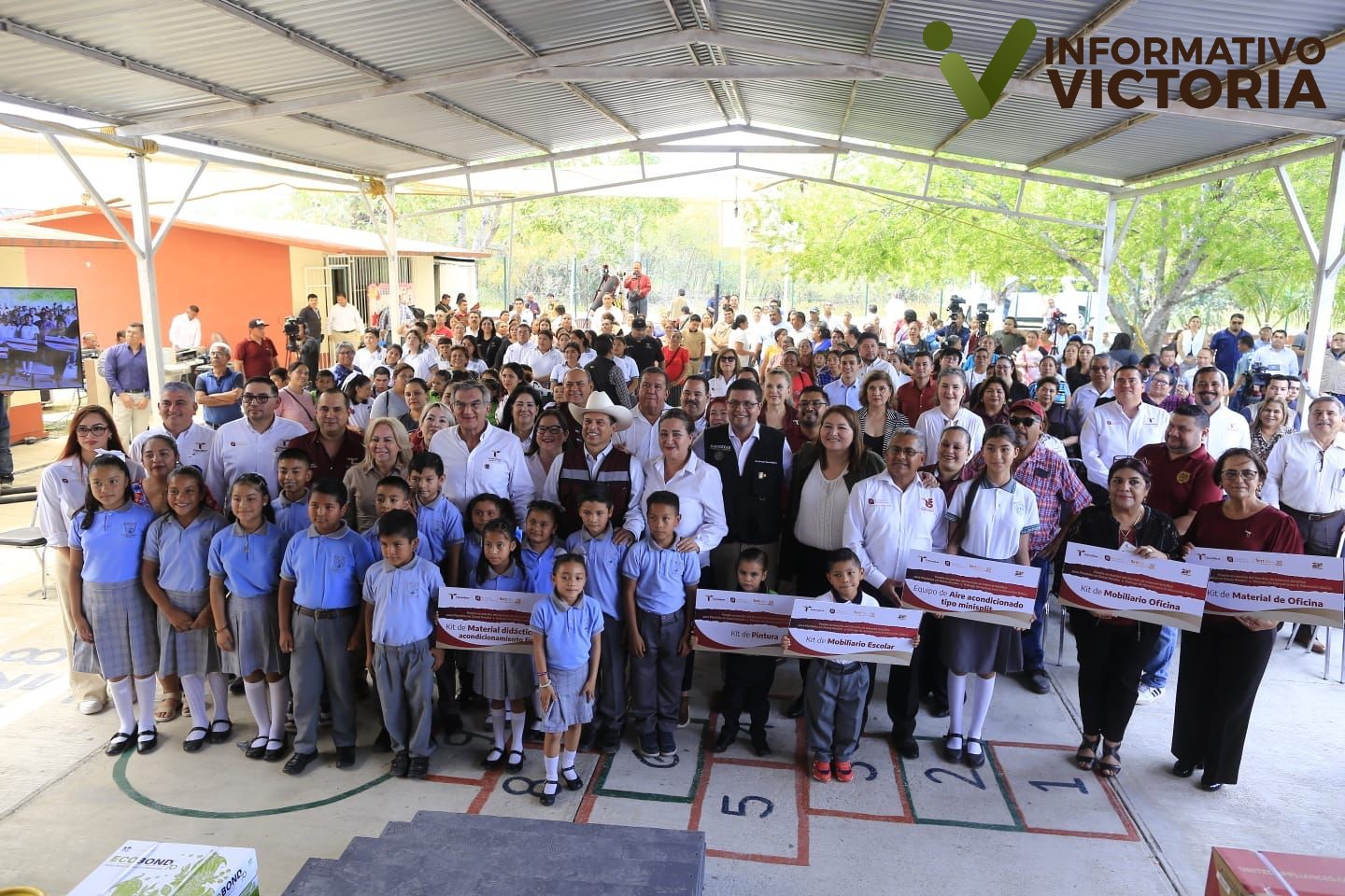 Américo pone en marcha internet satelital para escuelas de zonas rurales