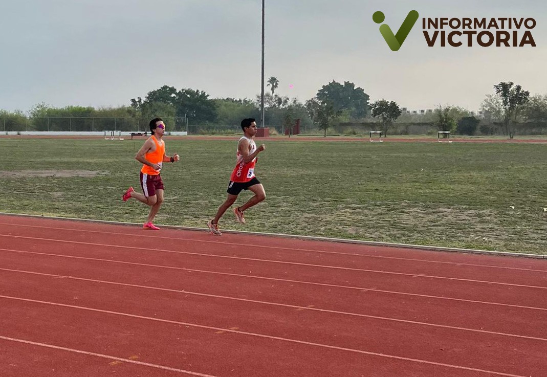 Van atletas de la UAT al Macrorregional de los juegos CONADE 2024