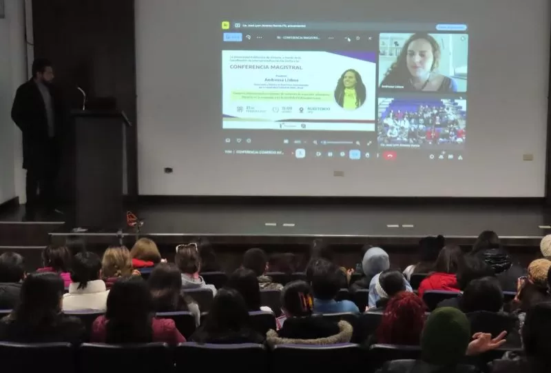 Impartieron conferencia sobre aranceles a estudiantes de la UPV