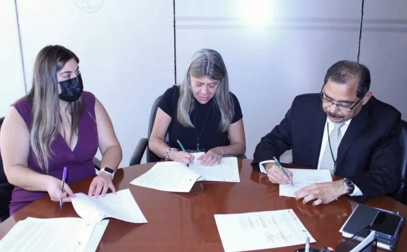 FINABIEN y el ITM renuevan convenio para mejorar condiciones de migrantes que radican en E.U.