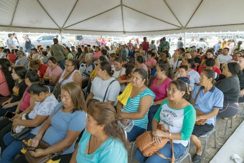 Colocan primera piedra de nueva secundaria general en Reynosa