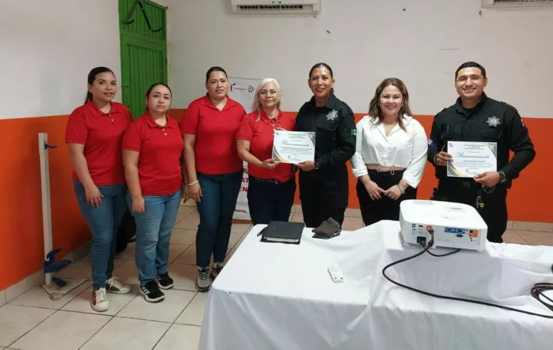 Previenen conductas violentas y adicciones en estudiantes de la frontera