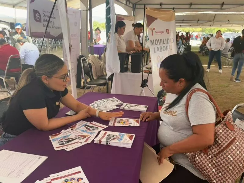 Participa STPS en jornadas asistenciales del DIF Tamaulipas, reafirmando compromiso de un gobierno humanista y cercano a la gente