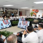 Entrega rector equipamiento en la Facultad de Ciencias de la Educación y Humanidades