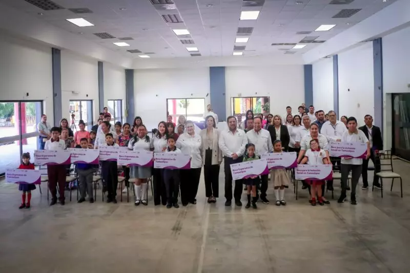 Entrega DIF Tamaulipas más de 1,800 becas a niñas, niños y jóvenes en situación de vulnerabilidad