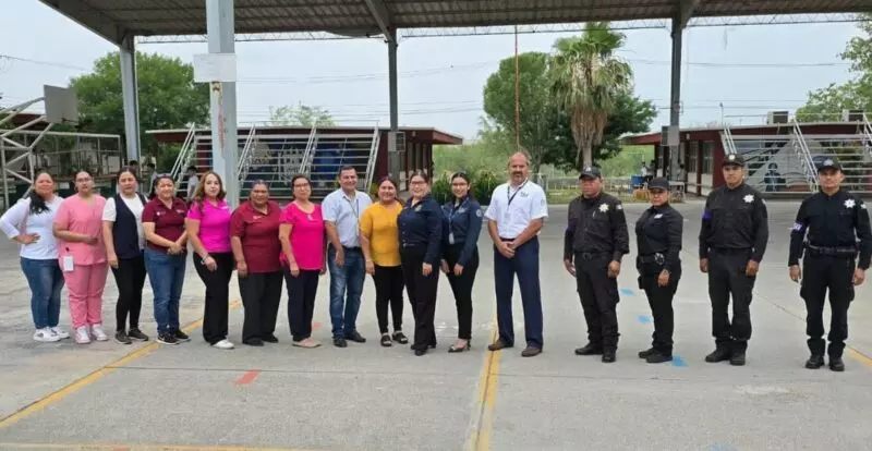 Imparte Guardia Estatal de Género taller para prevenir ciberbullying en secundaria de Nuevo Laredo